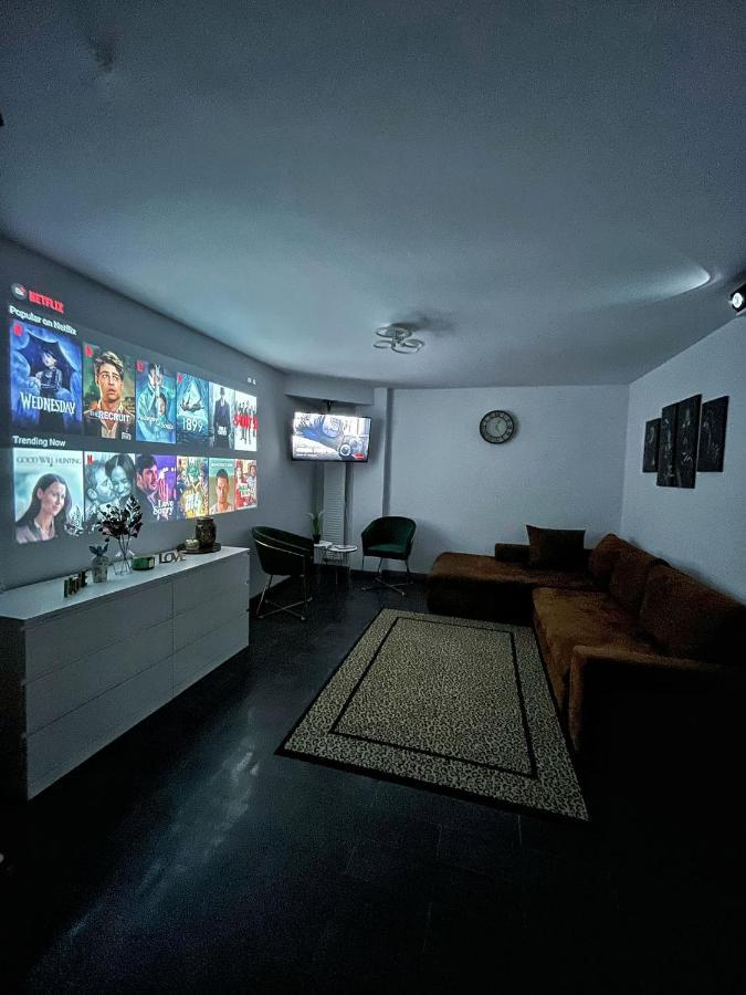 3 Rooms Cinema Garden Parking House Bucureşti Eksteriør bilde